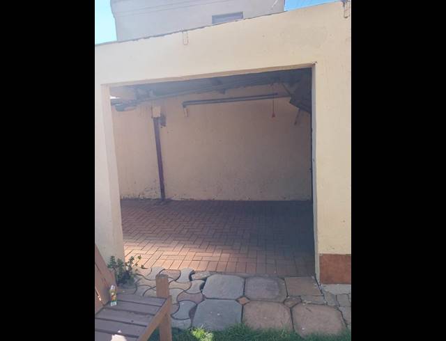3 BEDROOM HOUSE FOR SALE IN PROTEA GLEN EXT
